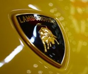 Lamborghini Ucapkan Selamat Tinggal pada Transmisi Manual