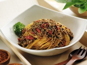 Yuk, Cicipi Spaghetti Unik Rasa Rendang!