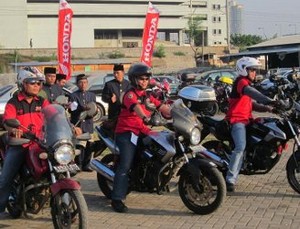 HTML Rayakan Ultah 10 Tahun