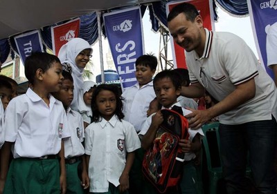 Banyu Biru & Gen A Gelar Baksos