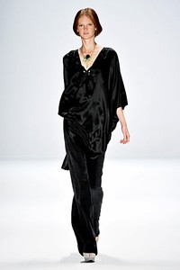 Marcel Ostertag, Spring/Summer 2012. New York Fashion Week 2012. [Foto: Gareth Cattermole/Getty Images for IMG]