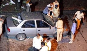 RI Kutuk Bom di Mumbai