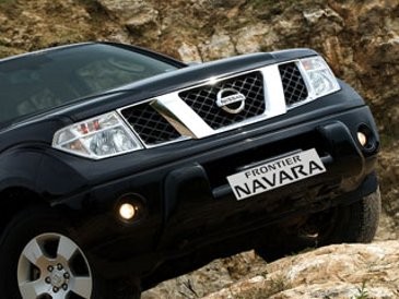 Nissan Nebeng Rakit Navara di Pabrik Mitsubishi