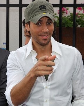 Promotor Konser Enrique Iglesias Dituduh Menipu