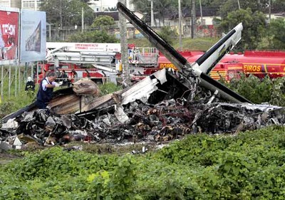 Pesawat Jatuh di Brasil, 16 Orang Tewas 
