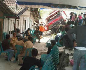 Keluarga Korban Tewas Kecelakaan Maut di Bojonegoro Dapat Santunan