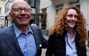 Murdoch Terima Pengunduran Diri Brooks 