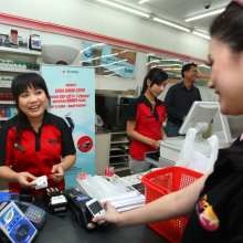Jajan di 7-eleven Bisa Bayar Lewat Ponsel