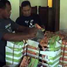 Ratusan Atlit Pencak Silat Porprov Jatim Disuguhi Makanan Basi