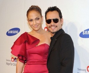 Marc Anthony Emosional, J-Lo Minta Cerai