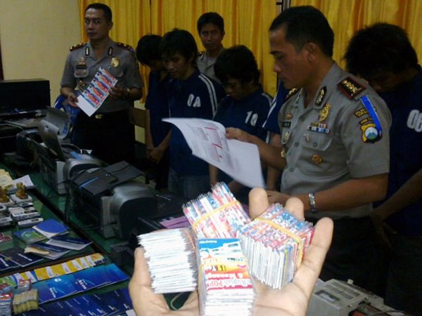 Kelompok Penipu Undian Palsu Diciduk