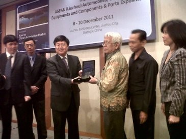 China Ajak Pengusaha Otomotif RI Investasi ke China