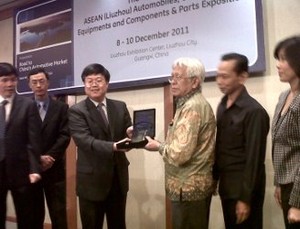 China Ajak Pengusaha Otomotif RI Investasi ke China