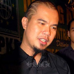Giliran Dul yang Minggat dari Rumah Ahmad Dhani?