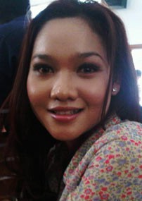 Tety Rosalin dan Lagu Curhat Gayus Tambunan