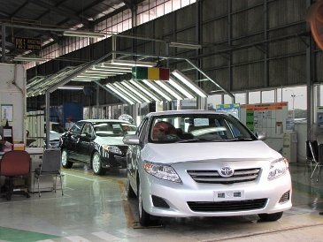 Toyota Genjot Produksi Mobil