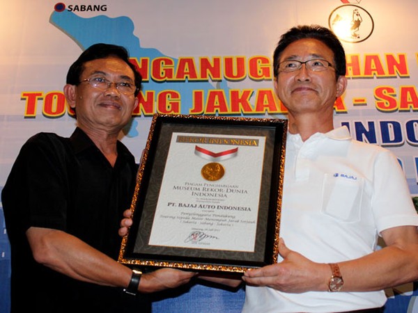 Komunitas Pulsar Raih Rekor MURI