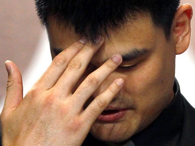 Yao Ming Mundur dari Basket