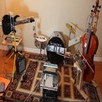 Wow, Band Robot Bawakan Lagu Marilyn Manson 