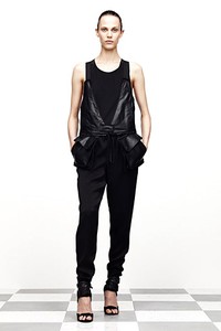 Alexander Wang. Resort 2012. New York Fashion Week 2012. [Dok. Alexander Wang]