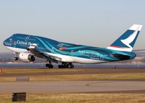 Penumpang Cathay Pacific dari Hong Kong ke Bali Melonjak 58% 