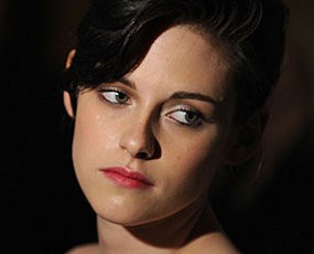 Gara-gara Twilight, Naluri Keibuan Kristen Stewart Muncul