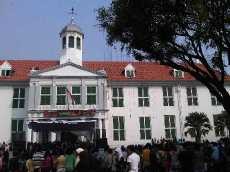 Warga Jakarta Padati Batavia Art Festival