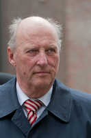 Norwegia Berduka Atas Terorisme, Raja Harald V Menangis