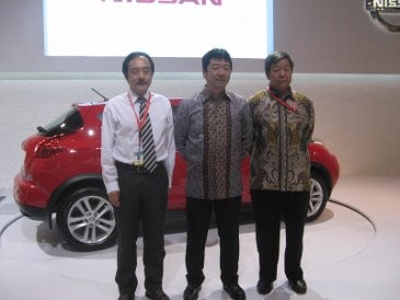 Nissan Habis-habisan di IIMS