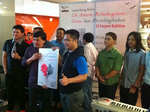 Kahitna Membuat Buku Kompilasi Cerpen Berdasarkan Lagu-lagunya
