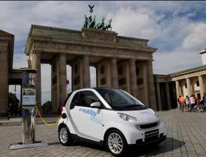 Mobil Listrik Masuk Indonesia Paling Cepat 2020