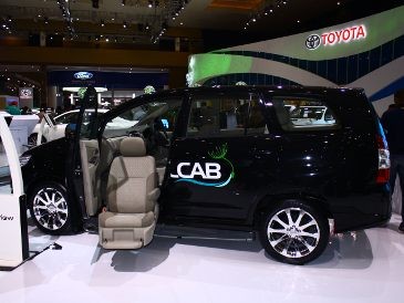 Kursi untuk Penyandang Cacat di Kijang Innova