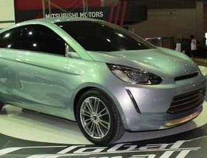  Mitsubishi Tolak Mobil Murah