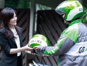 Bisnis Ojek ala Lulusan Harvard 