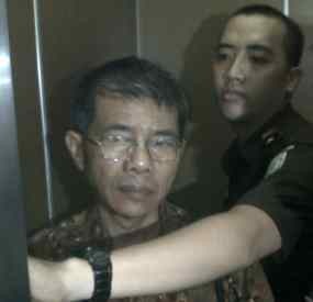 Cirus Sinaga Masih Sakit, Sidang Kembali Ditunda