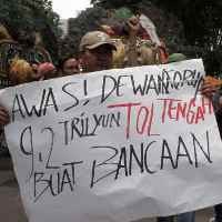 Kasus Suap Wisma Atlet Terkuak dari Tol Tengah Surabaya