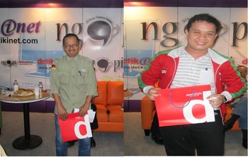 Peserta mendapatkan Doorprize setelah menjawab pertanyaan dari sang pembicara.