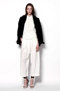 3.1 Phillip Lim, Resort 2012. New York Fashion Week 2012. [Dok. 3.1 Phillip Lim]