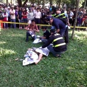 Celana Dalam Pria Tercecer di TKP