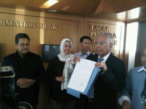 Tolak Status Terpidana, Prita Ajukan PK