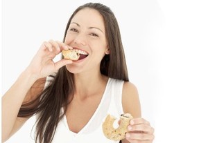 Mengunyah Makanan 40 Kali Bisa Bantu Turunkan Berat Badan