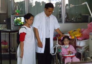 Shafa Hidup dengan Ventilator Karena Sindrom Guillain Barre