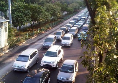 Jelang Buka Puasa, Sudirman Macet