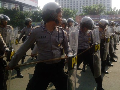 Simulasi Penanggulangan Tawuran di Johar Baru