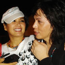 Cerai dengan Ovy, Titi DJ Buka Puasa Bersama /Rif