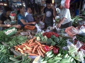 Yuk! Beli Sembako Setengah Harga di Pasar Murah BUMN