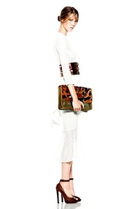 Alexander McQueen, Resort 2012. Paris Fashion Week 2012. [dok. Alexander McQueen]