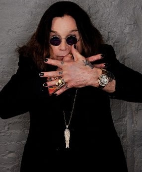 Jelang Konser, Gigi Depan Ozzy Osbourne Copot