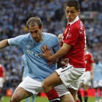 Duel Manchester Membuka Inggris