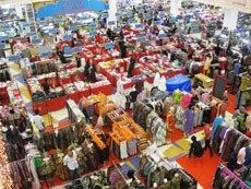 Wow! Diskon Besar & Festival Akustik di Cahaya Ramadan Detos